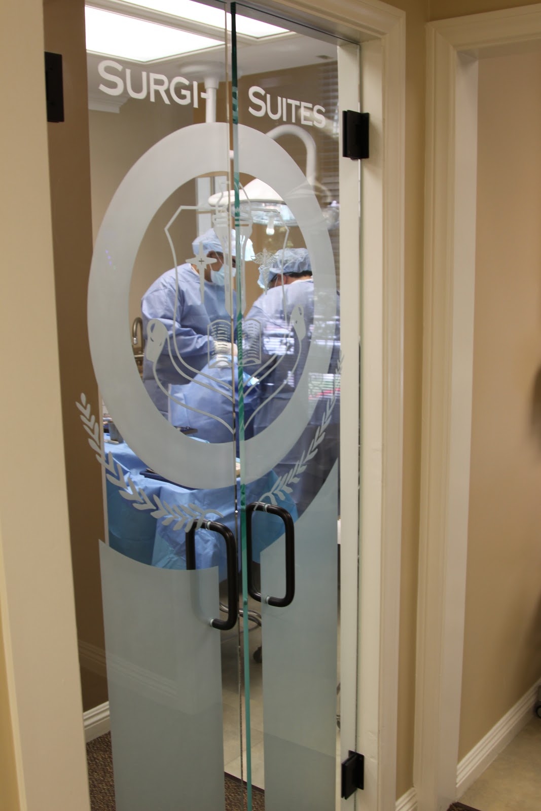 The surgical suite at SoCal Perio Implants