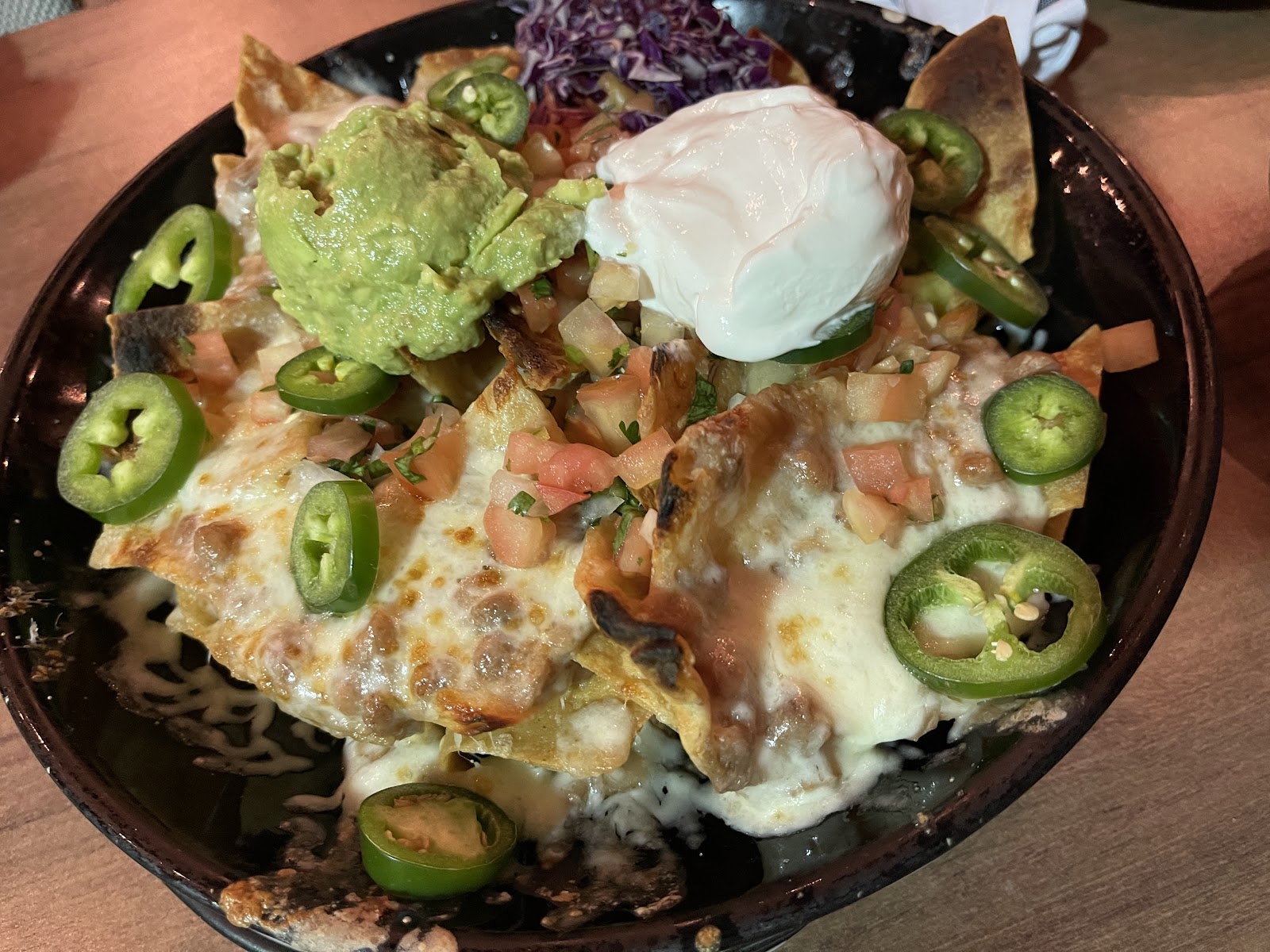 Enchiladas de casa with guacamole