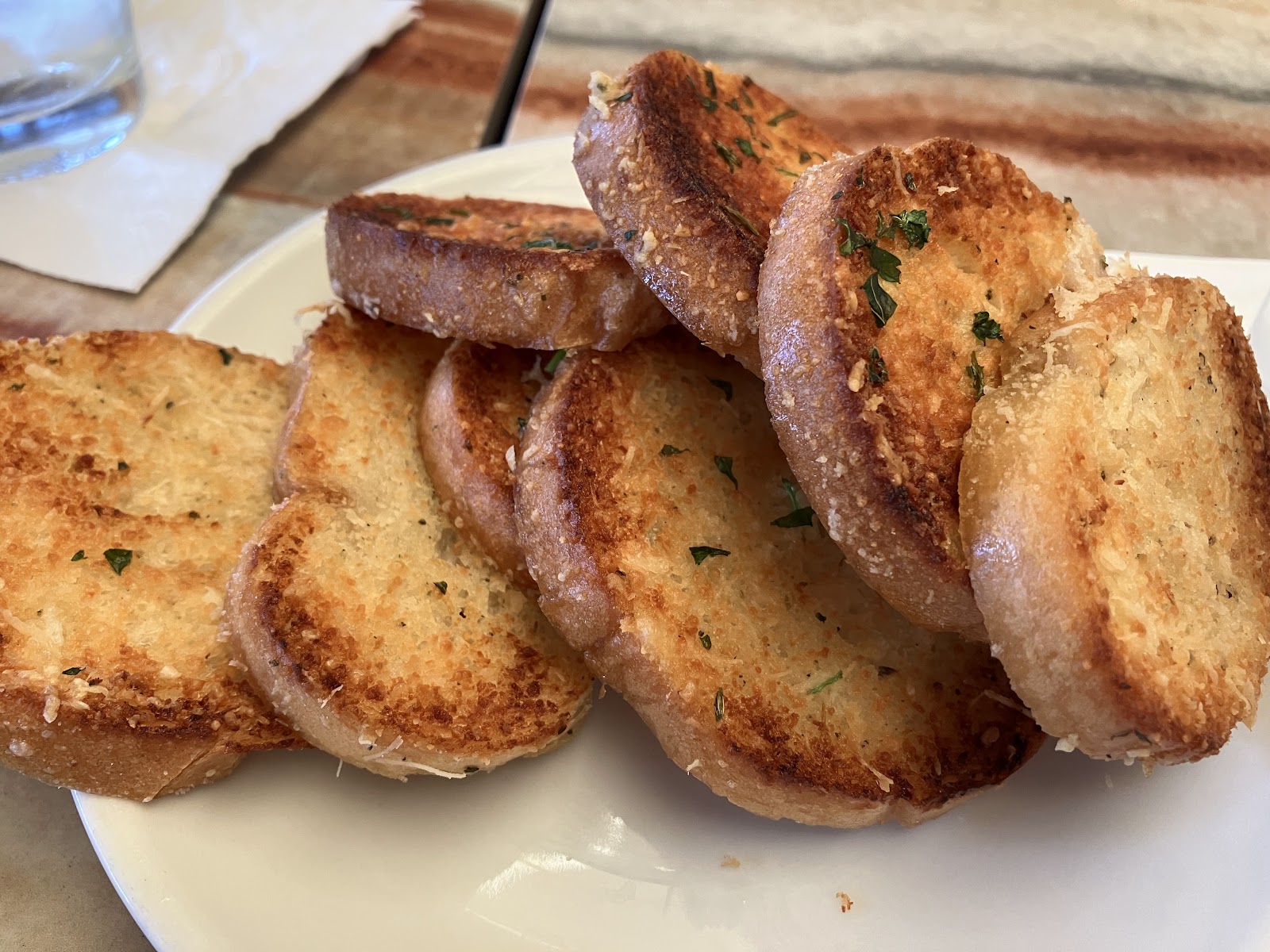 Golden house garlic bread