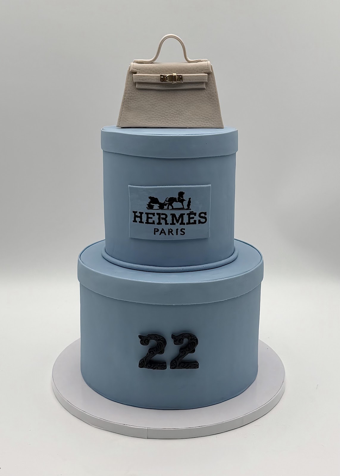 A baby showers & gender reveal cake by NikooCake